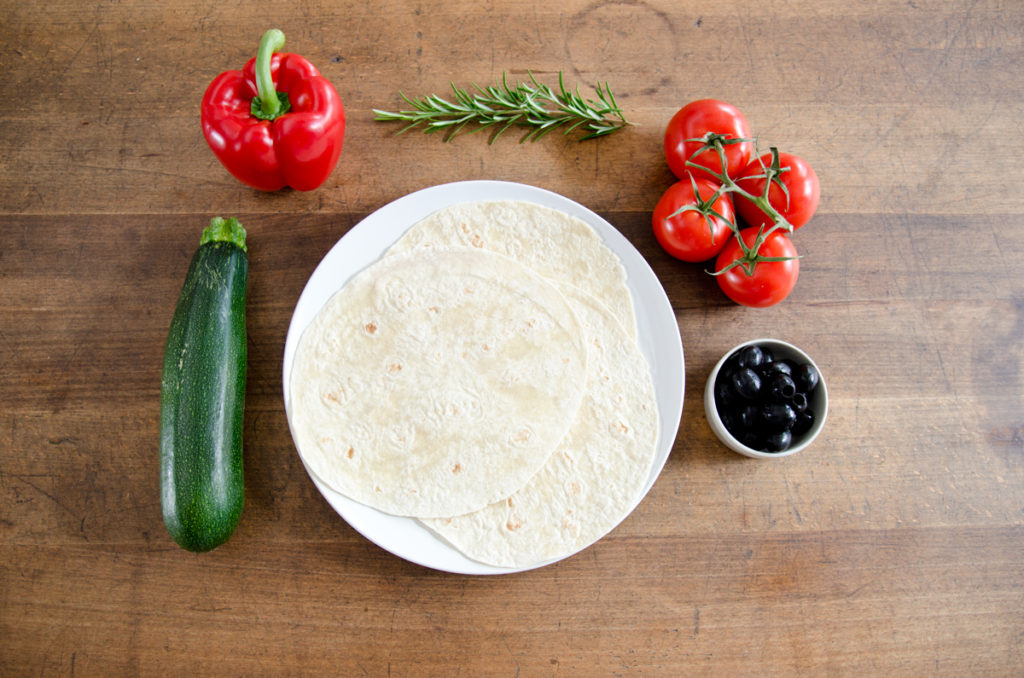 Schnelle 15 Minuten Rezepte für das Mittagessen: Tortilla mit italienischem Gemüse