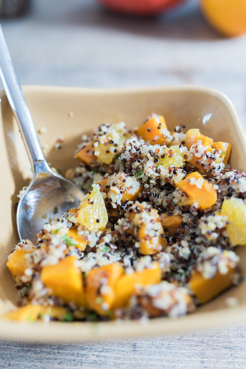 Rezept für herbstliches Kürbis-Orangen-Quinoa mit Süßkartoffeln als vegetarisches Hauptgericht
