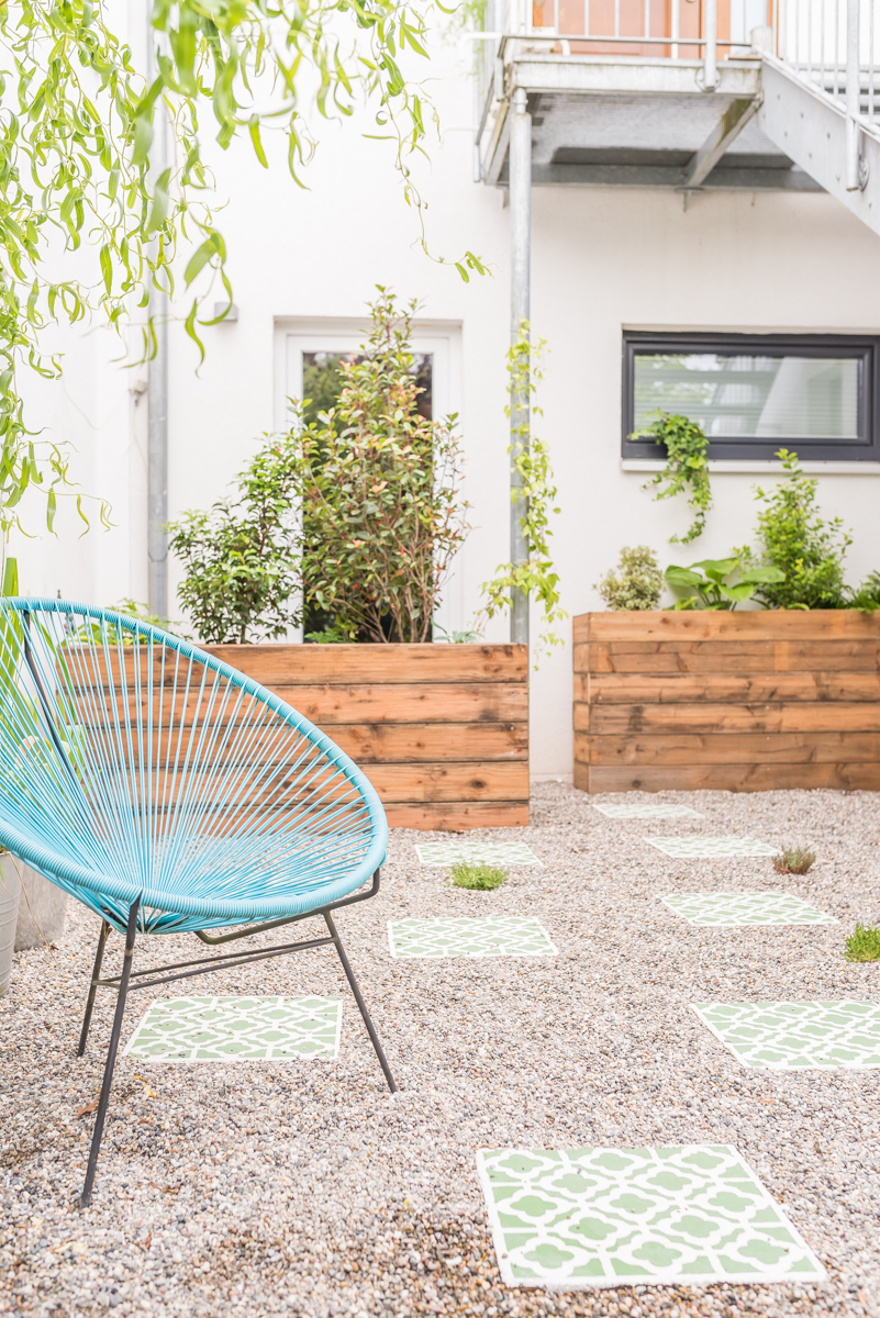DIY Inspiration für ein Terrassen makeover in Schattenlage mit vorher nachher Bildern und Tipps für Schattenpflanzen