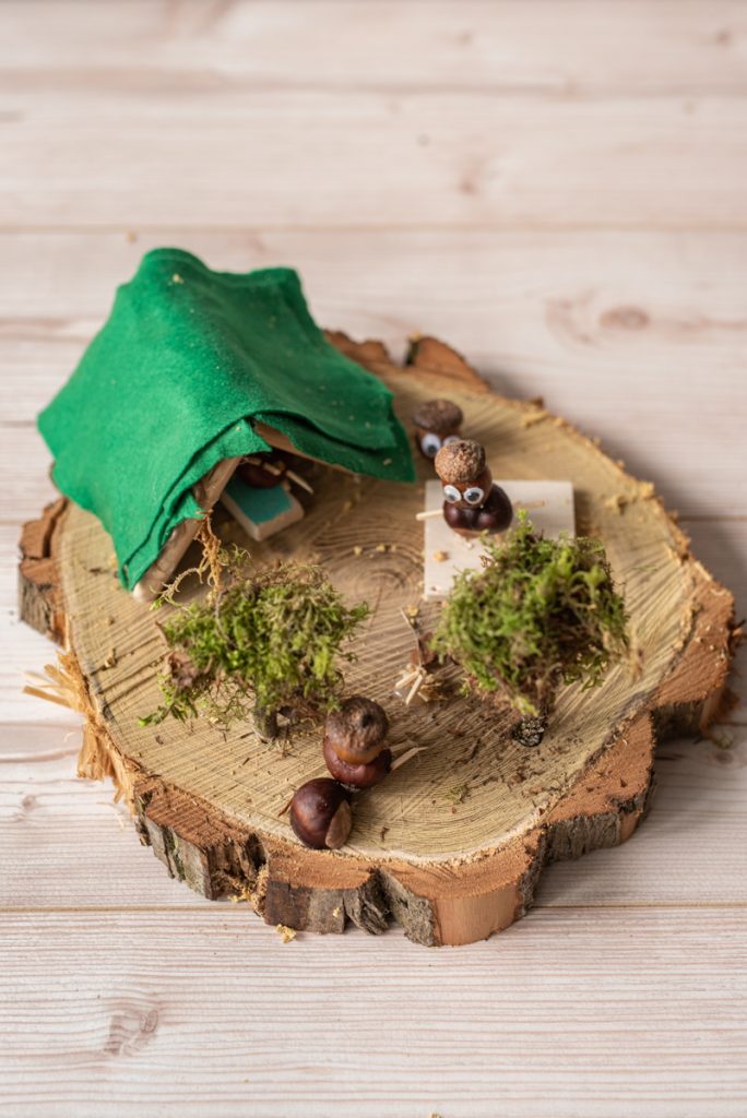 DIY Bastelideen für den Kindergeburtstag im Herbst mit Holz, Kastanien und Naturmaterial als kreative Beschäftigung für Kinder